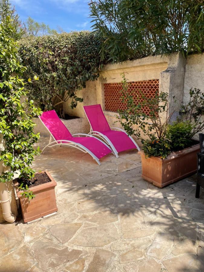 Maisonnette Au Calme Et Proche Mer Mandelieu-la-Napoule Exterior foto